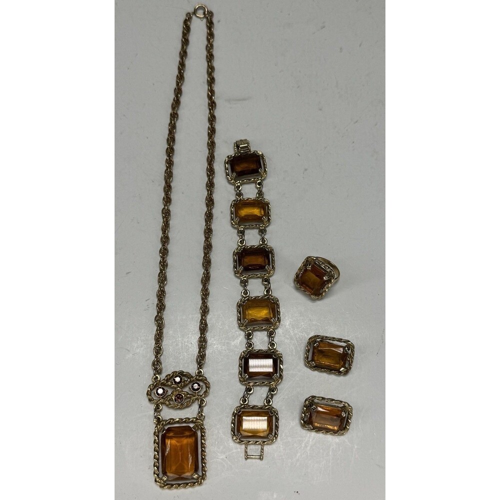 VTG Sarah Coventry Wild Honey Gold Tone Necklace Bracelet Ring Clip on Earrings